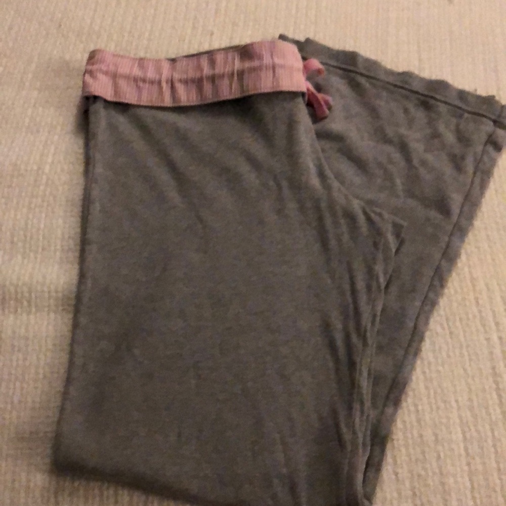 VS pink pajama pants